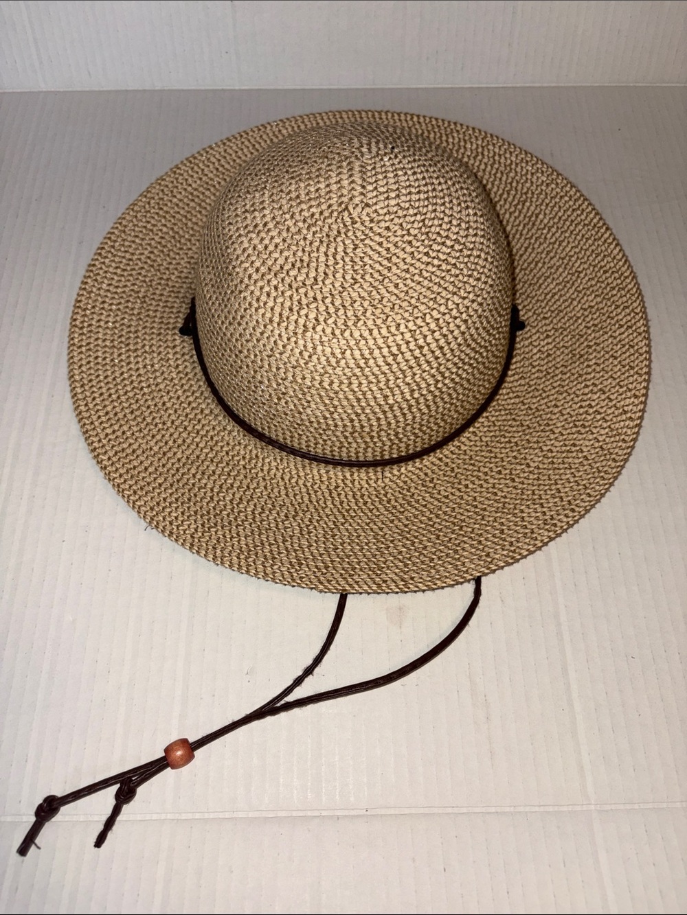 Solar Escape Cream Sun hat